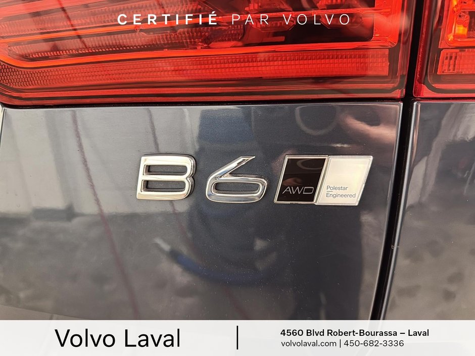 2023 Volvo XC60 Ultimate Dark Theme-19