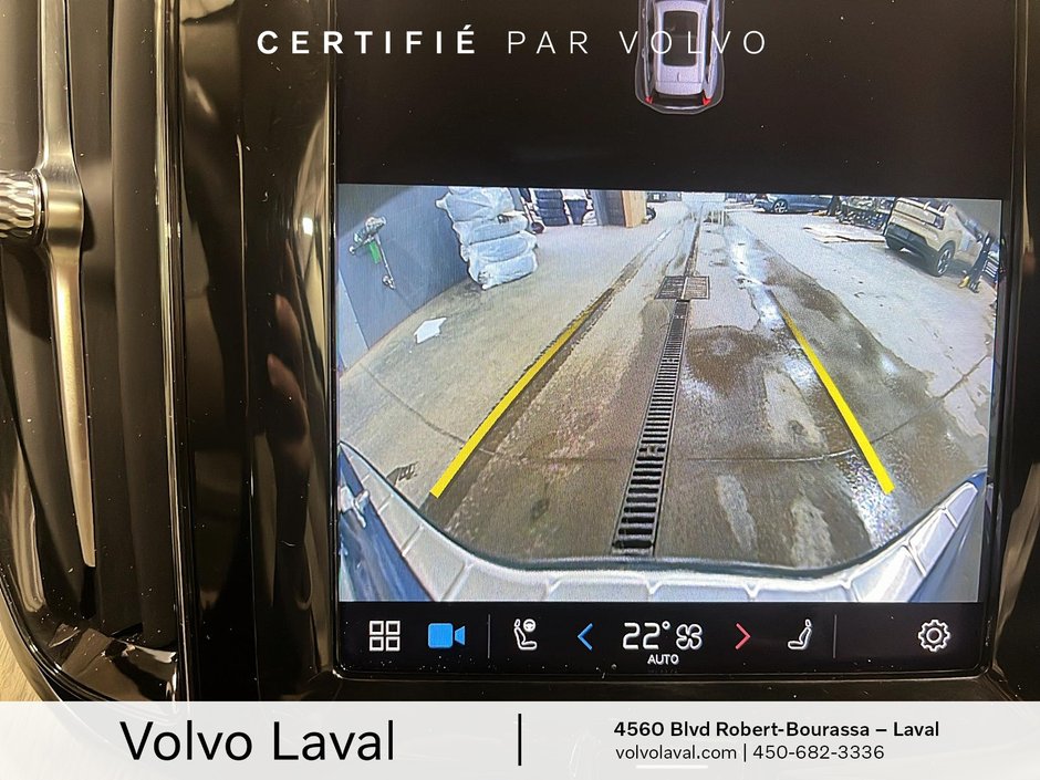 Volvo XC60 Plus Bright Theme 2023-14