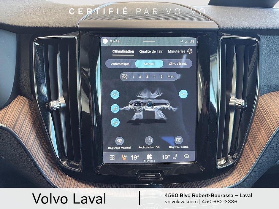 2023 Volvo XC60 Plus Dark Theme-21