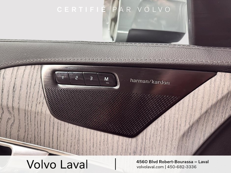 Volvo XC90 Plug-In Hybrid Ultra Bright Theme 2025-17