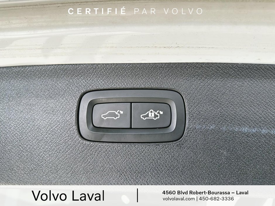 2021 Volvo XC90 Momentum-22