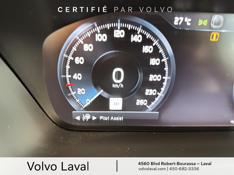 2021 Volvo XC90 Momentum-13