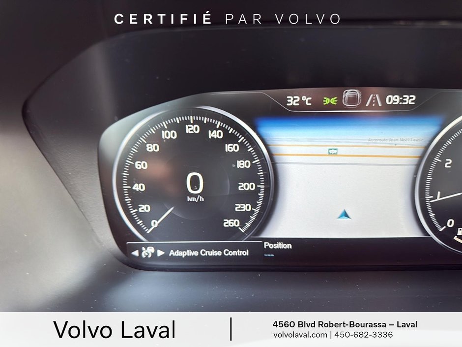 2021 Volvo XC90 Momentum-10