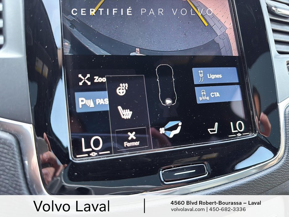 2021 Volvo XC90 Momentum-12