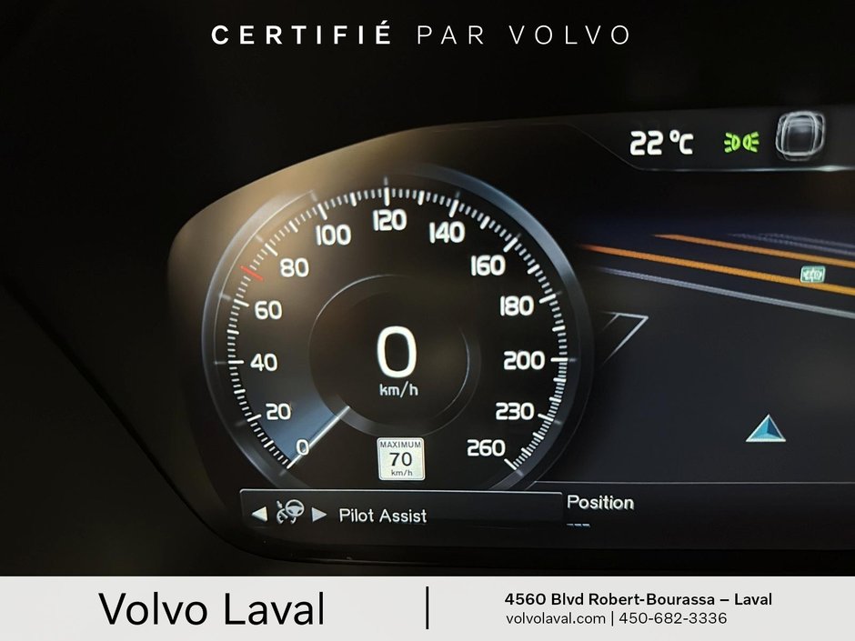 Volvo XC90 Momentum 2021-15