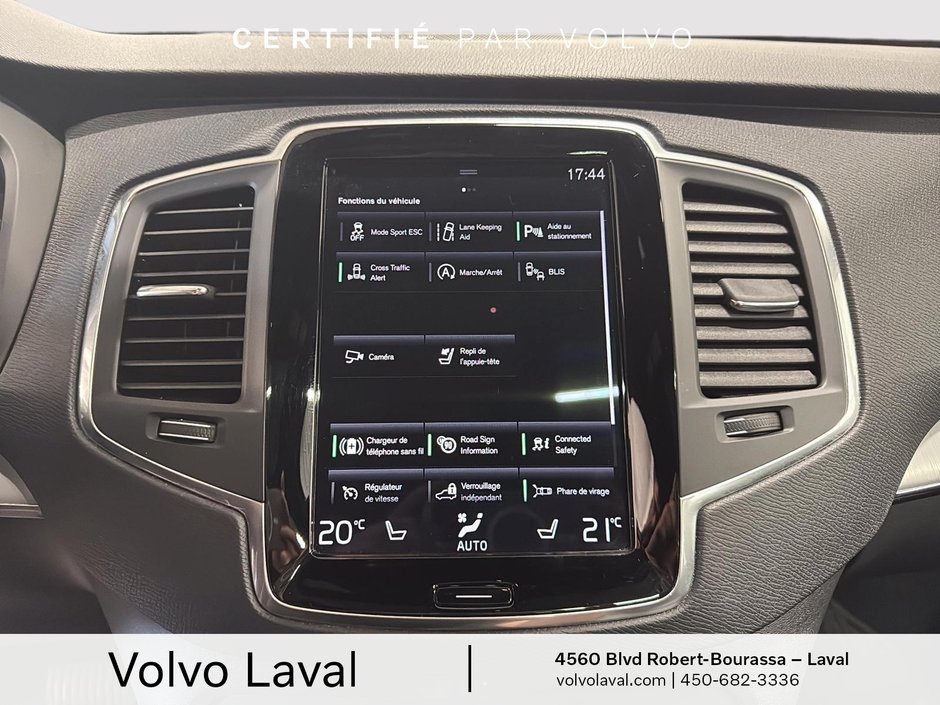 Volvo XC90 Momentum 2021-17