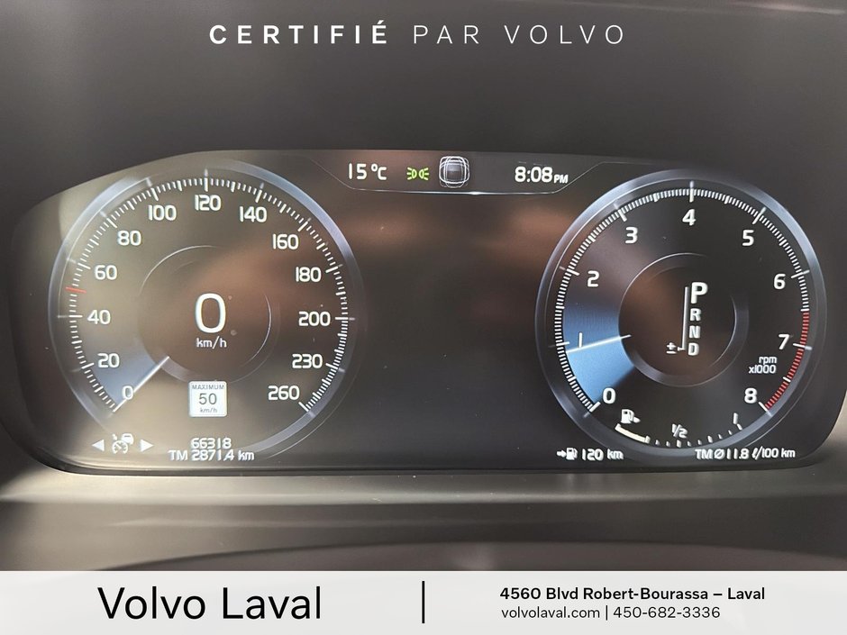 Volvo XC90 R-Design 2022-13