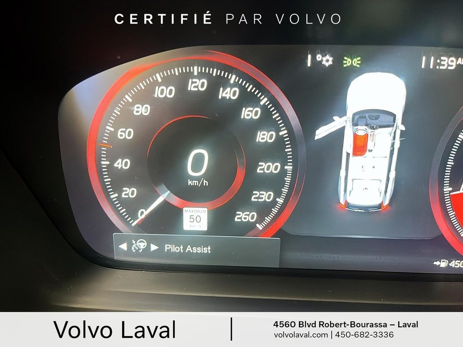 Volvo XC90 R-Design 2022-19