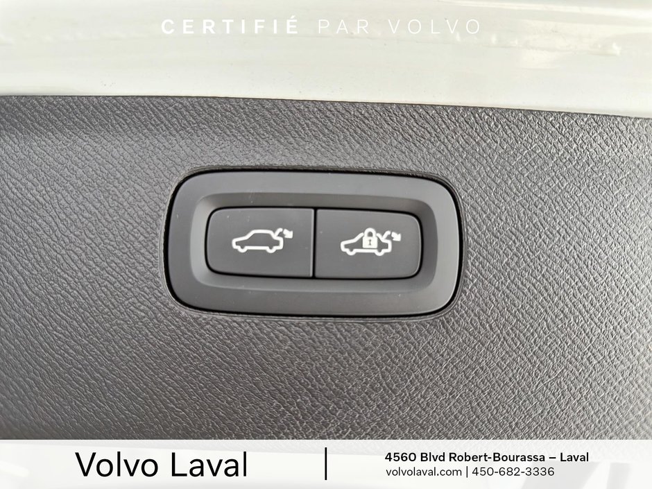 Volvo XC90 Ultra Bright Theme 2025-18