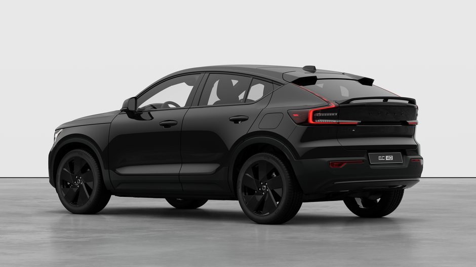 2026 Volvo EC40 ULTRA BLACK EDITION-1