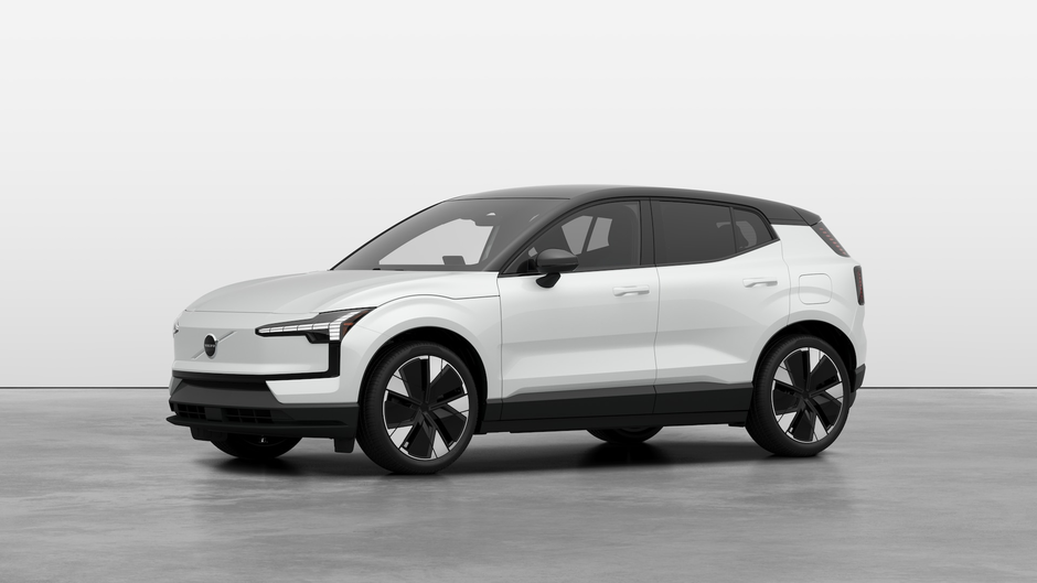 Volvo EX30 PLUS 2025 à Laval, Québec