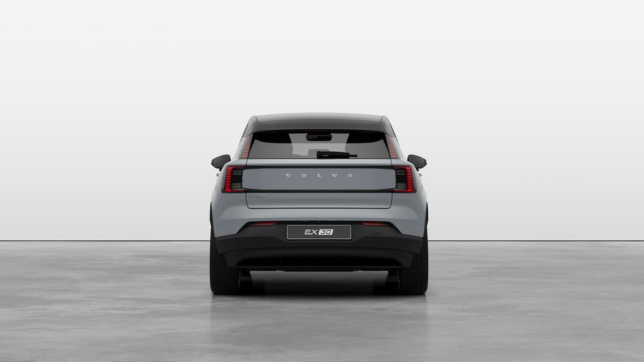 Volvo EX30 PLUS 2025-3