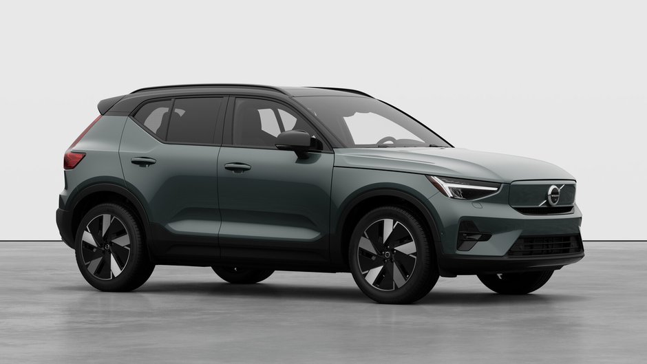 Volvo EX40 PLUS 2026-2