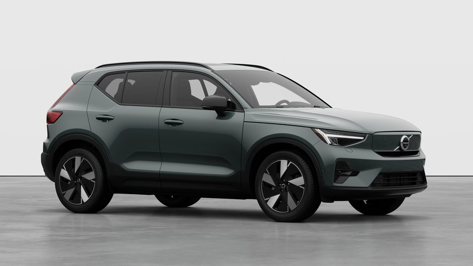 Volvo EX40 PLUS 2026-2