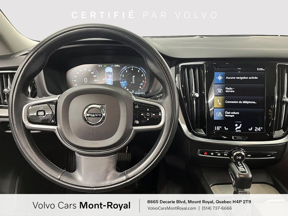 Volvo V60 Cross Country  2022-9