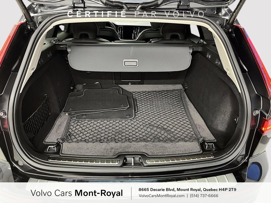 Volvo V60 Cross Country  2022-4