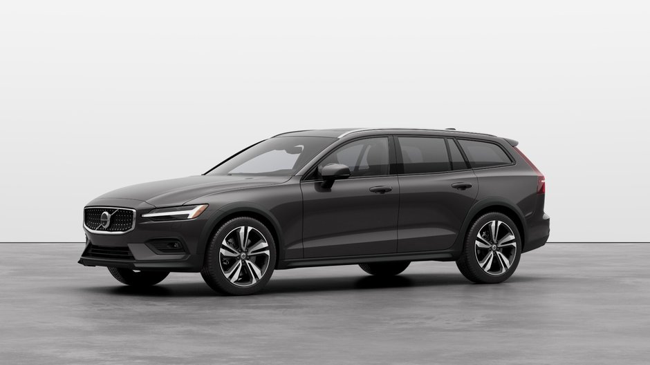 2025 Volvo V60 Cross Country ULTRA in Laval, Quebec