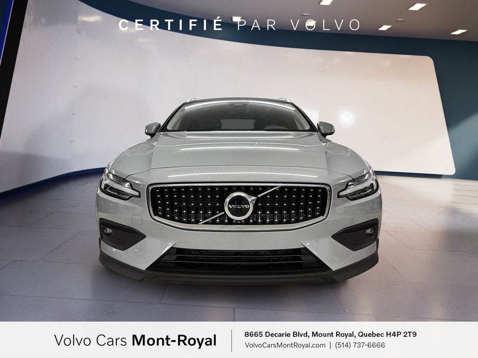 Volvo V60 Cross Country Core 2025-1