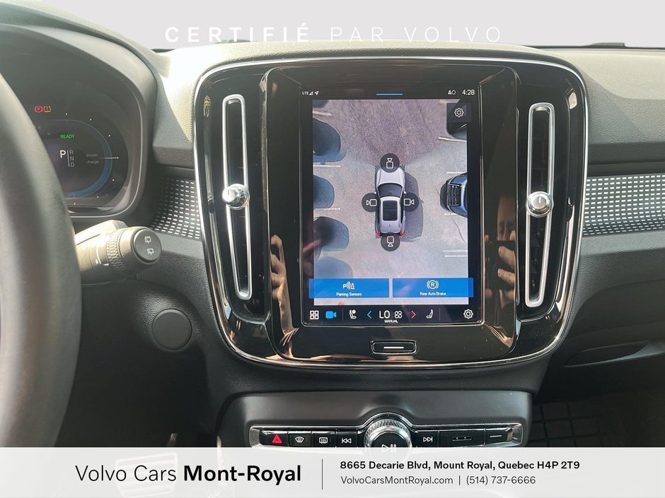 2022 Volvo XC40 Recharge Pure Electric Plus-12