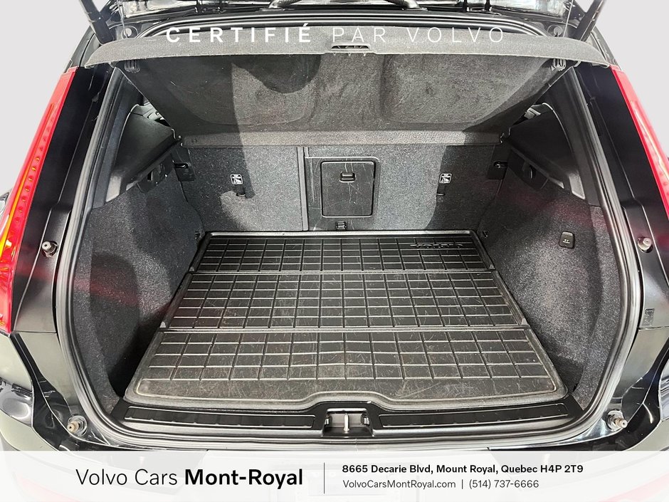 2022 Volvo XC40 Recharge Pure Electric Plus-4