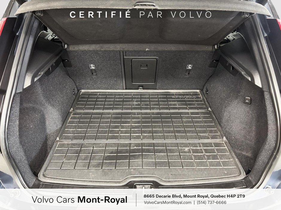 2022 Volvo XC40 Recharge Pure Electric Plus-4