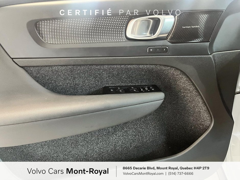 Volvo XC40 R-Design 2022-7