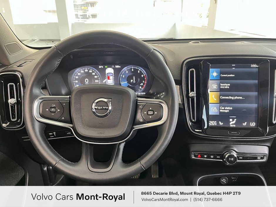 2022 Volvo XC40 Momentum-9