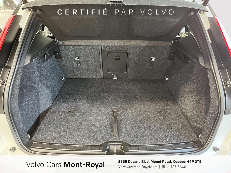 Volvo XC40 R-Design 2022-4