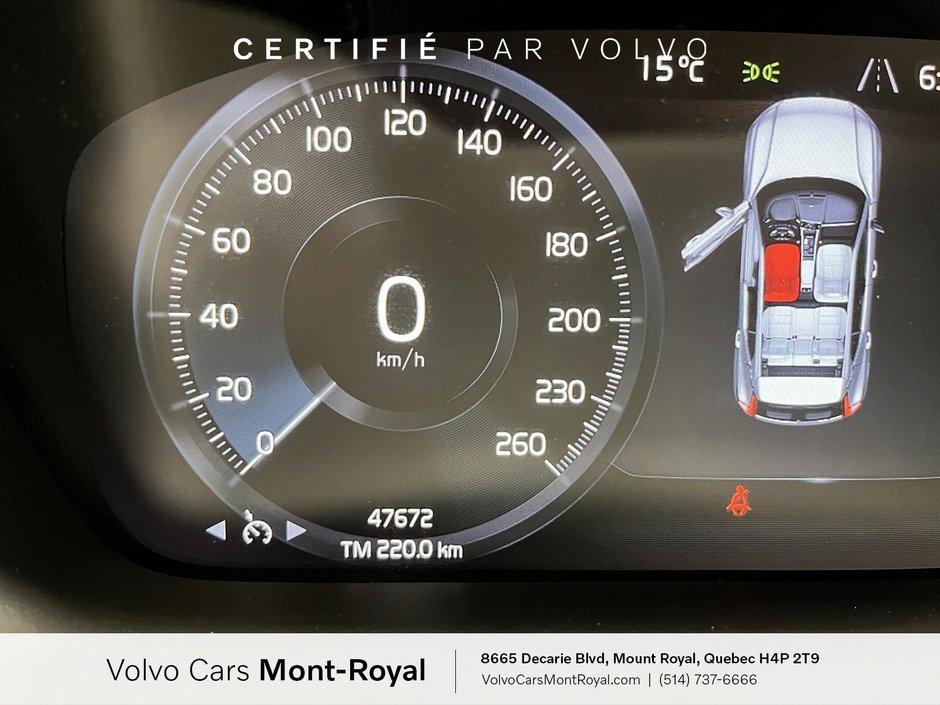 Volvo XC40 Momentum 2022-10