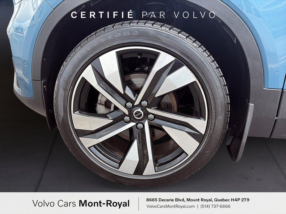 Volvo XC40 Ultimate Bright Theme 2024-6