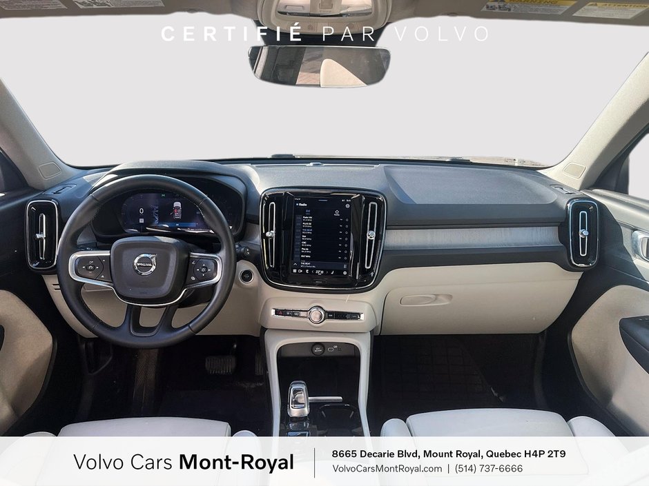 2025 Volvo XC40 Plus Dark Theme-7