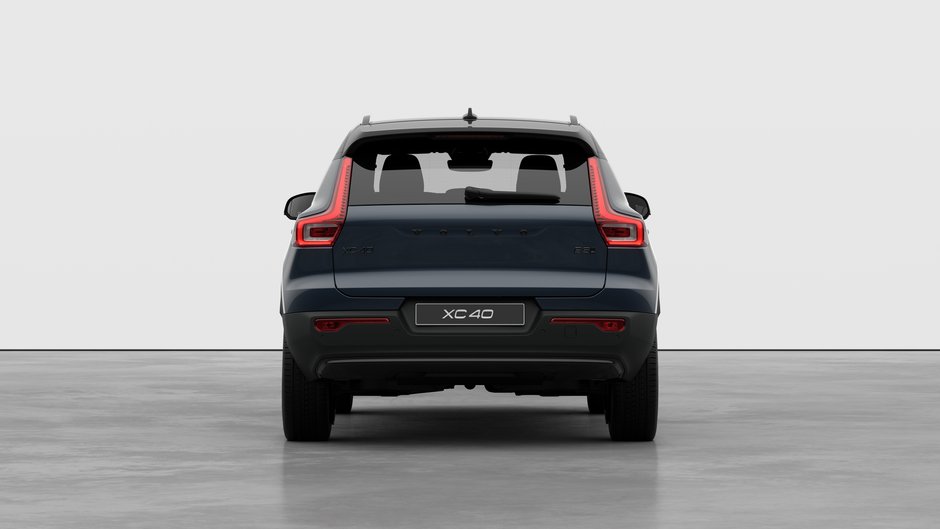 Volvo XC40 ULTRA BLACK EDITION 2026-5