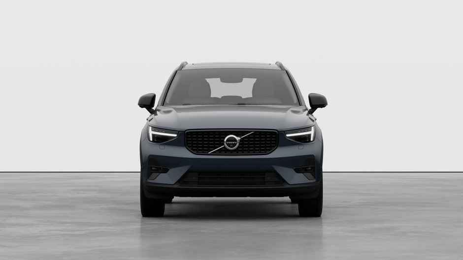 2026 Volvo XC40 Ultra (Dark Theme)-4