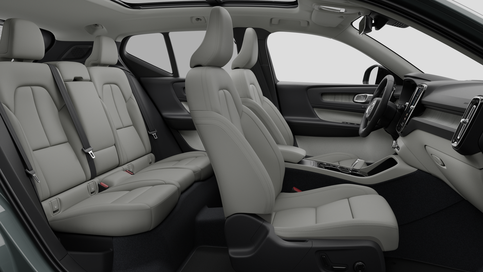 2026 Volvo XC40 ULTRA DARK THEME-12