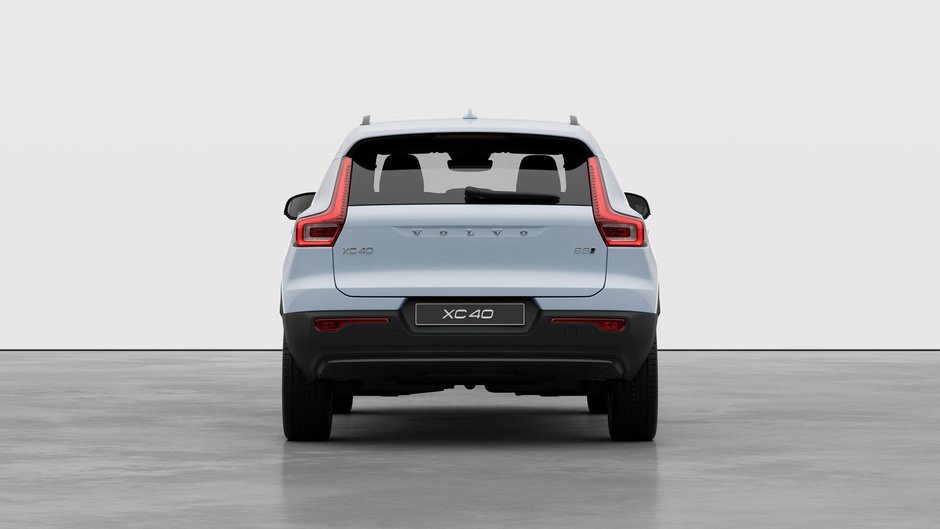 2026 Volvo XC40 PLUS DARK THEME-5