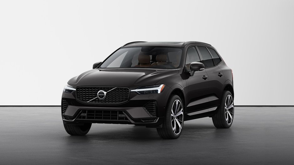 2025 Volvo XC60 HYBRIDE RECHARGEABLE ULTRA VERSION FONCÉE in Laval, Quebec