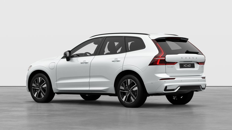 Volvo XC60 HYBRIDE RECHARGEABLE PLUS VERSION FONCÉE 2026-1