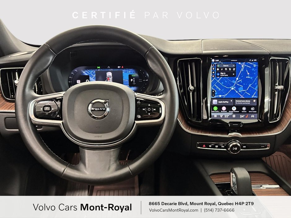 2025 Volvo XC60 Plug-In Hybrid Plus Dark Theme T8-9