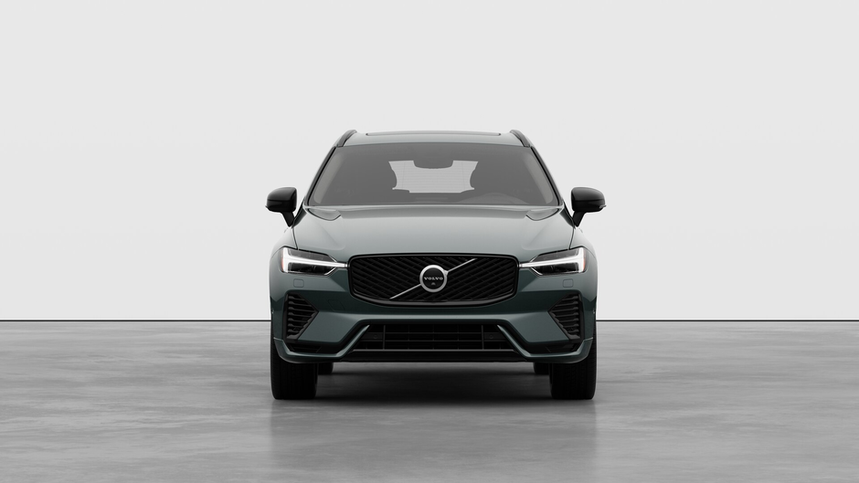2026 Volvo XC60 PLUG-IN HYBRID ULTRA DARK THEME-4