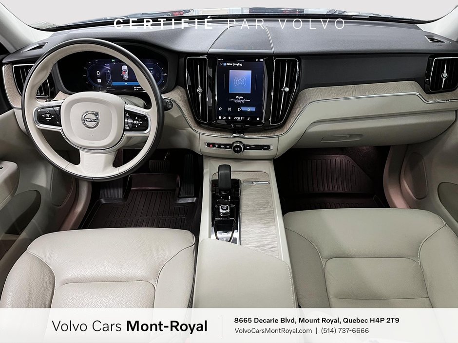 Volvo XC60 Recharge Plus Dark Theme Plug-In Hybrid T8 2023-7