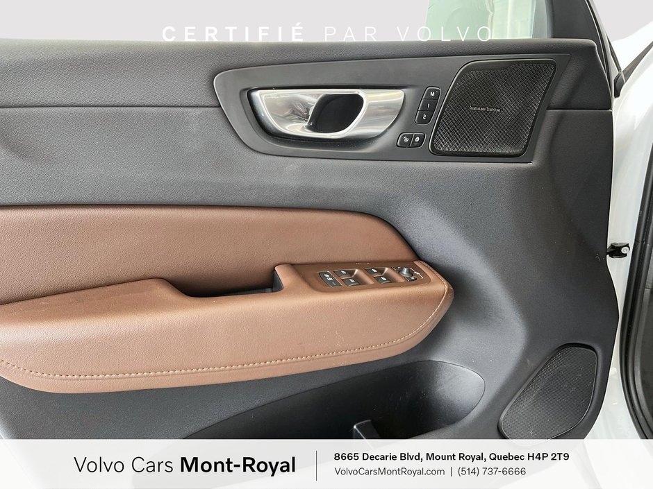 Volvo XC60 Recharge Ultimate Bright Theme Plug-In Hybrid T8 2023-8