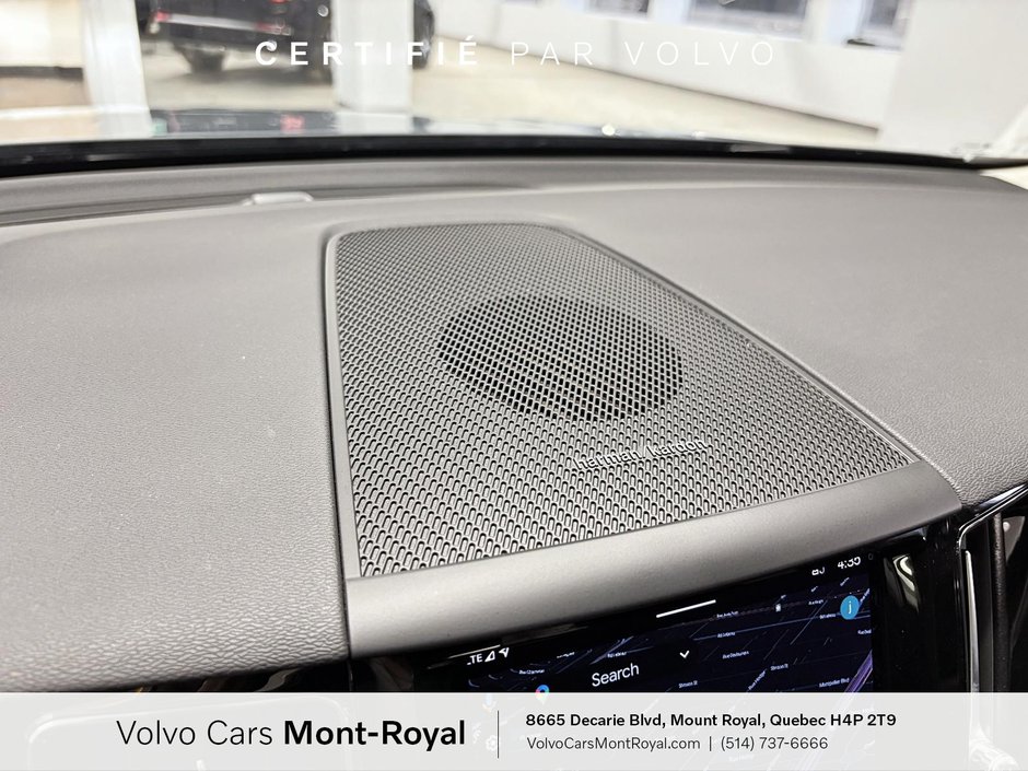 Volvo XC60 Recharge Plus Dark Theme Plug-In Hybrid T8 2024-13