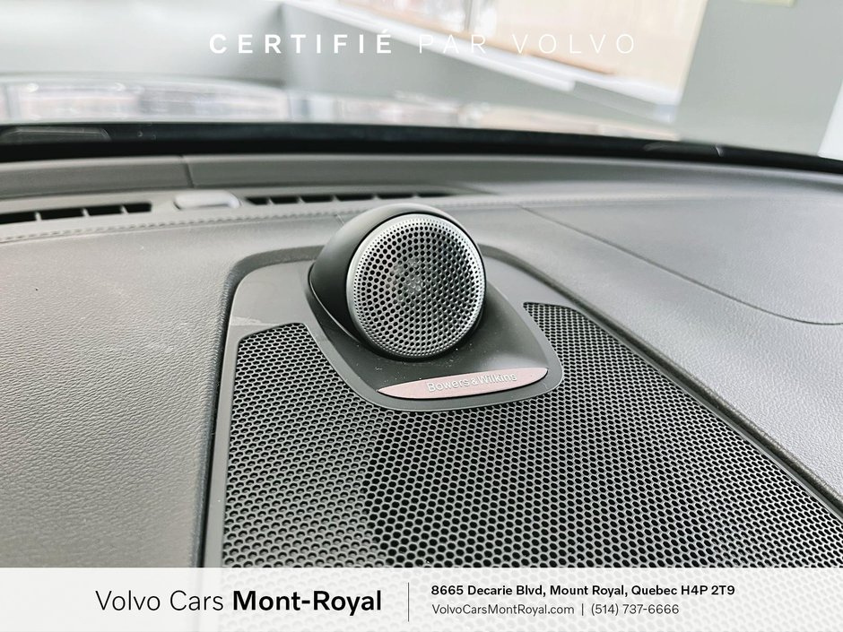 Volvo XC60 R-Design Plug-In Hybrid T8 2021-18