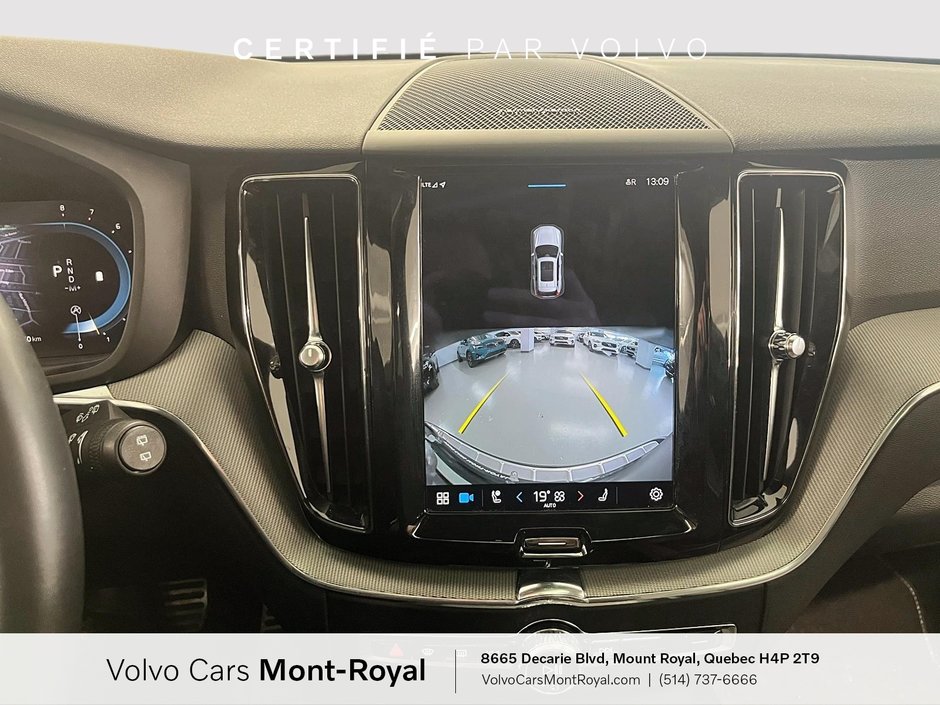 2022 Volvo XC60 R-Design B6-13