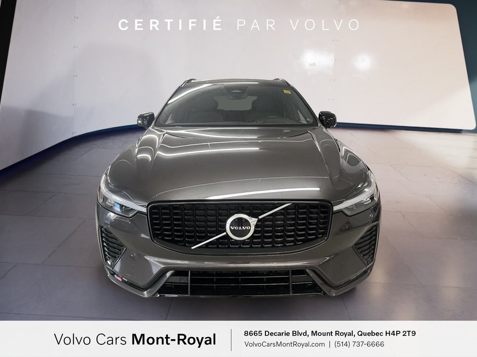 2022 Volvo XC60 R-Design B6-1