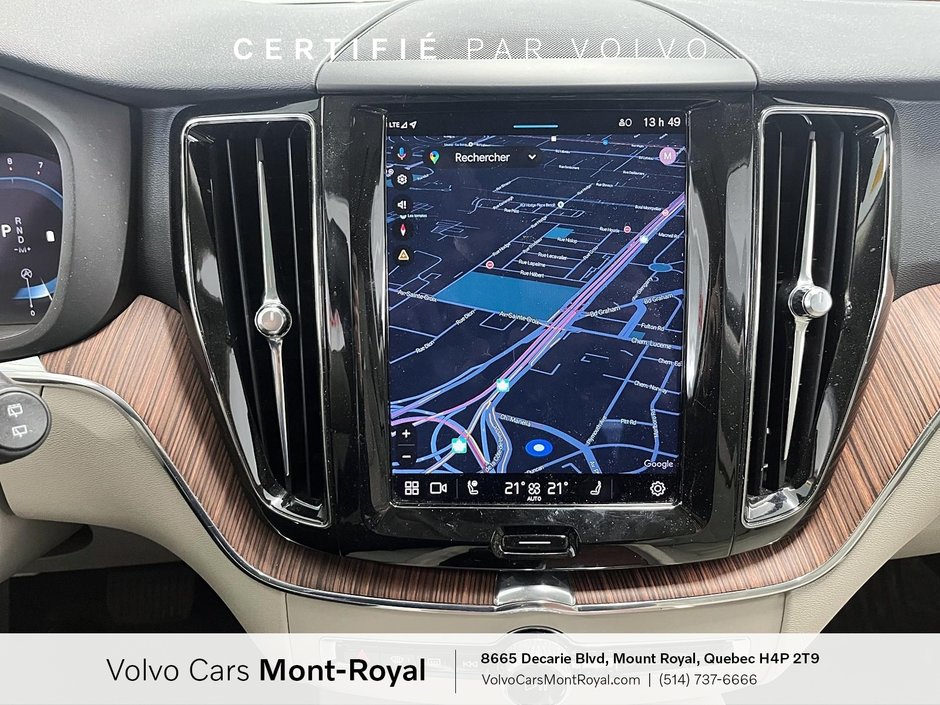 2022 Volvo XC60 Momentum B6-14