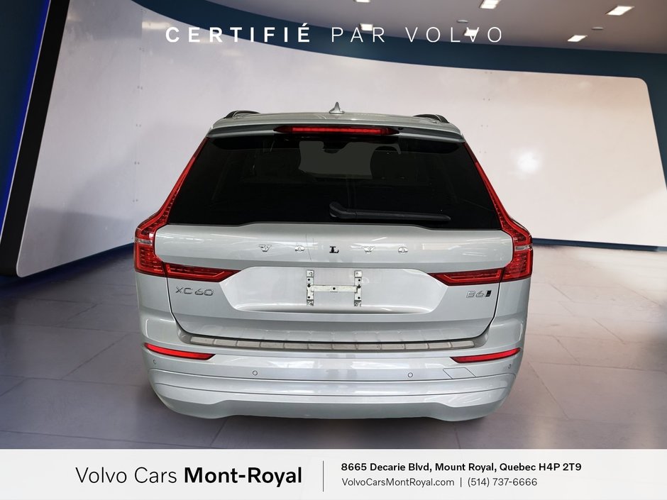 2022 Volvo XC60 Momentum B6-2