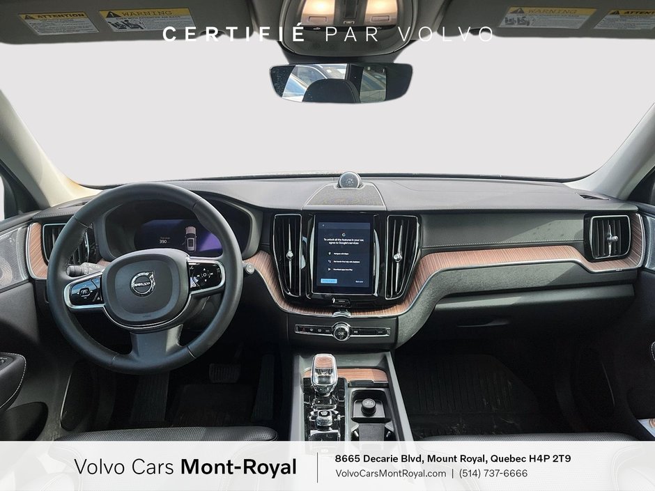 2023 Volvo XC60 Ultimate Dark Theme B6-7