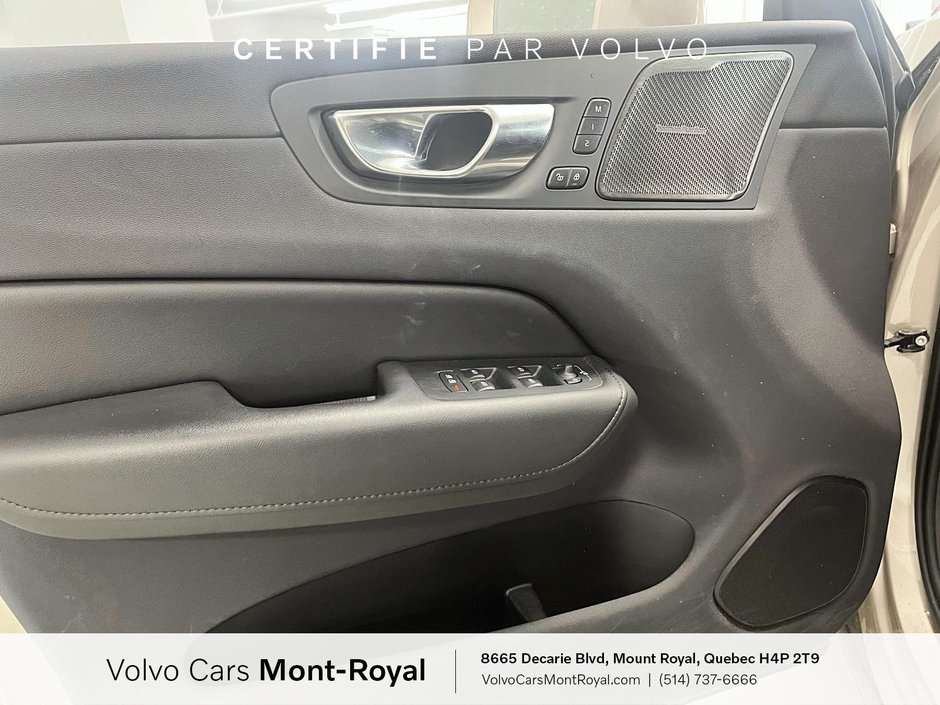 2023 Volvo XC60 Plus Bright Theme-8