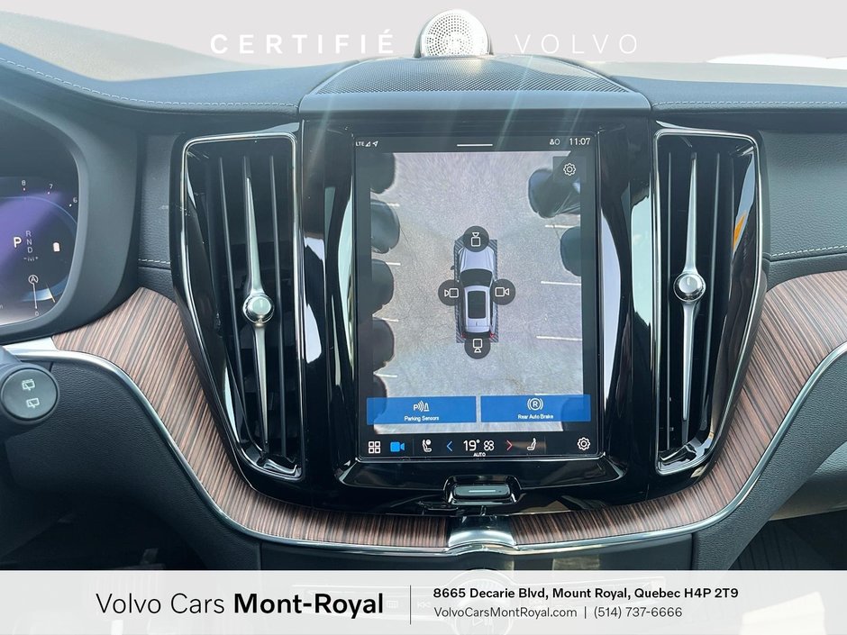 Volvo XC60 Ultimate Bright Theme 2023-12